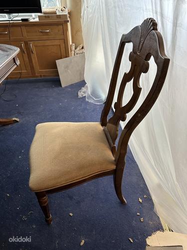 Обеденный стол, стулья и буфет (фото #5)