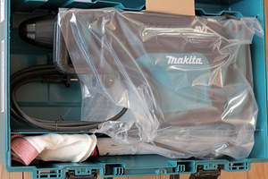 Piikvasar Makita HM1213C 10,8kg 18,6J (2 foto / 4)
