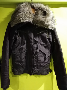 Vero Moda tumepruun õhem jope (1 foto / 1)