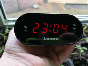 Lenco часы радио (1 фото из 3)