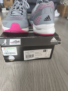 Adidas р.38 (2 фото из 3)