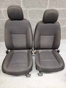 Opel Insignia istmed (1 foto / 4)