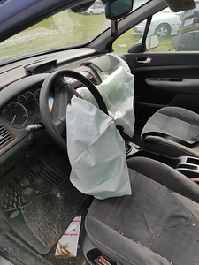 Avariiline Peugeot 307 (2 foto / 4)