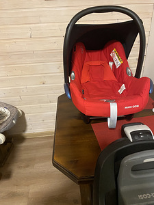 Maxi cosi turvahääl ja Isofix alus (2 foto / 6)