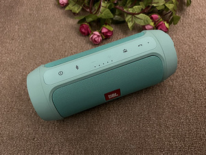 Динамик JBL Charge 2+ (3 фото из 3)