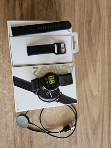 Samsung Galaxy Watch Active 2 LTE 40mm (1 foto / 3)