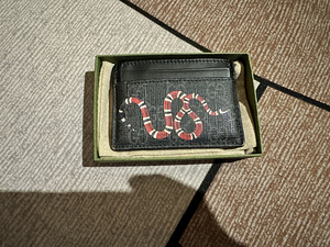Gucci (4 foto / 5)