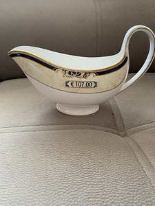 Соусница WEDGWOOD (1 фото из 2)