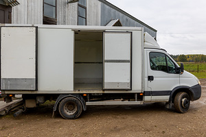 Iveco Daily 3.0 103kW (8 foto / 10)