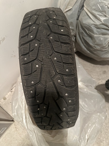 Yokohama Шины 195/65r15 (2 фото из 4)