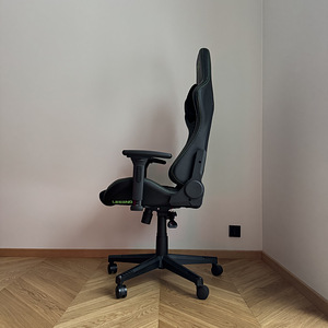 TYPE Z RAZER ed.™ LEGEND mänguritool (3 foto / 7)