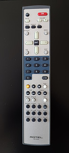 Интегральный усилитель ROTEL RA-1570 (3 фото из 3)
