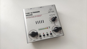 Behringer tube ultragain mic200 (1 foto / 1)