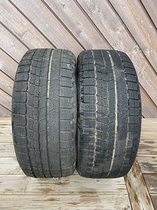 255/40 R20