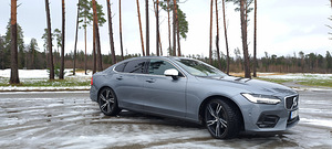 VOLVO S90 R-DESIGN HEICO (6 foto / 15)