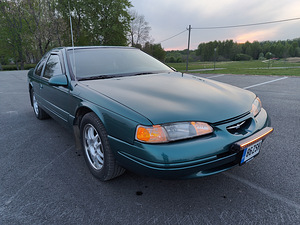 M: Ford Thunderbird V8 4.6 V8 154kW (1 foto / 14)