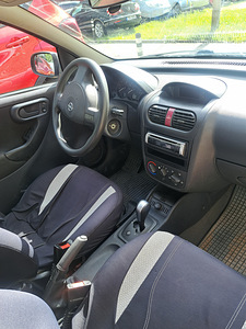 Продам Opel Corsa 2006 автомат (7 фото из 9)