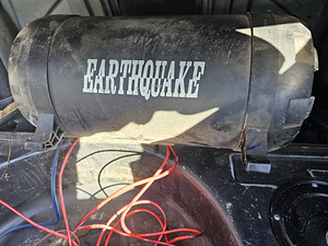 Earthquake k10 subwoofer 800w (2 foto / 2)