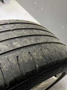 BMW Диски и Резина R17 (5 фото из 6)