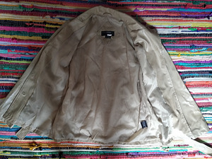 Новый Outer Edge жакет, M (3 фото из 3)