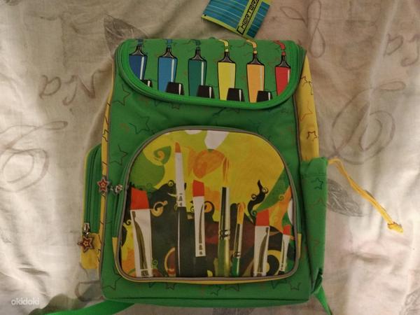 Новый школьный рюкзак (фото #1)