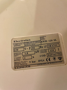 Electrolux veeboiler 120L (2 foto / 2)
