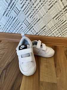 Кроссовки Nike размер 23.5 (4 фото из 6)