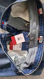 Tommy Hilfiger Sophie 32/34 (L) teksad (1 foto / 4)