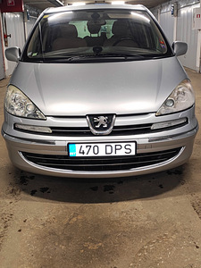 Peugeot 807 Premium pack 2.0 HDI 120kW 7 kohta (6 foto / 13)
