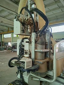 CNC с инструментальным сменщиком SCM (б/у) (5 фото из 10)