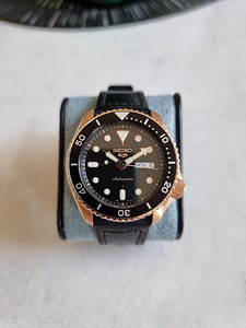 Seiko 5 Sports SRPD76K1 (2 foto / 7)