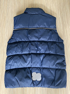 Жилетка 122 см (2 фото из 2)
