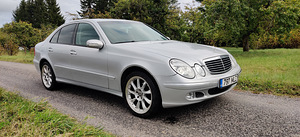 Mercedes Benz e200 (4 foto / 9)