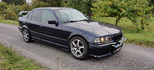 BMW e36 2,8 142kw manuaal (3 foto / 10)