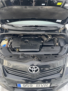 Toyota (10 фото из 13)