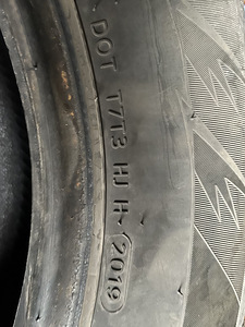 Hankook 215/55 R16 (2 foto / 4)