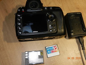 Nikon D 700 (3 foto / 3)
