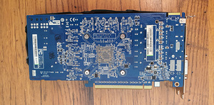 Видеокарта RADEON HD5870 (2 фото из 3)