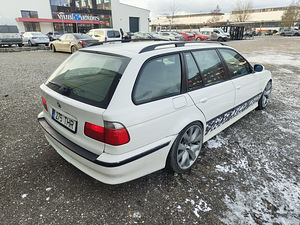 E39 530 Touring (4 foto / 11)