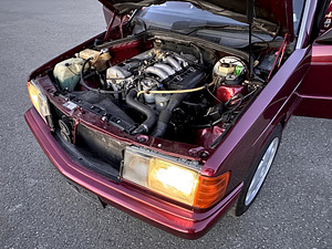 1989a Mercedes Benz W201 190D 2.0D 55kw Babybenz Youngtimer (8 foto / 15)
