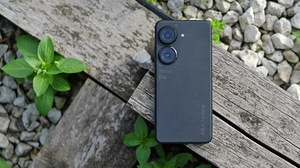 Asus Zenfone 9 (1 фото из 2)