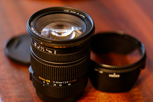 Sigma 17-50mm f/2.8 EX DC OS HSM Canon EF-S (1 foto / 1)