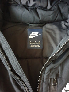 Jope Nike 10-12a. (2 foto / 2)