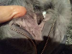 Ugg saapad uued, seemisnahast jänesekarvaga (2 foto / 5)