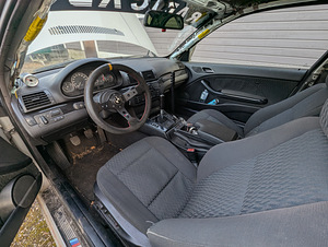 BMW 323ci turbo tervikuna varuosadeks (3 foto / 10)