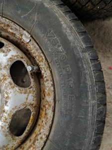 Разные зимние шины с дисками. 175/55/r13 и 155/55/r13 (3 фото из 7)