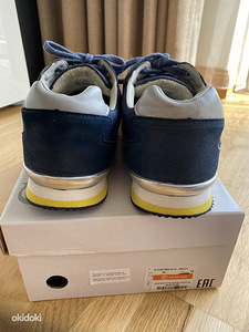 Guess jalatsid tossud 39 - 40 suurus (3 foto / 5)