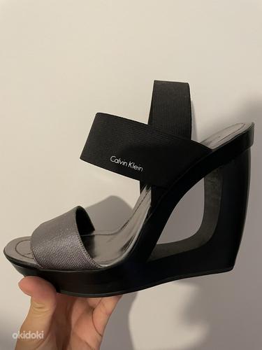 Naiste kingad Calvin Klein, suurus 40 (foto #1)