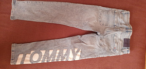 Teksad Tommy Hilfiger s.140. Teksad suurus 140 (2 foto / 2)