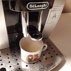 Delonghi Magnifica S (5 фото из 6)